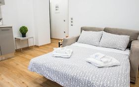 Α26 Pristine & Modern Flat Near Monastiraki Square In Athens